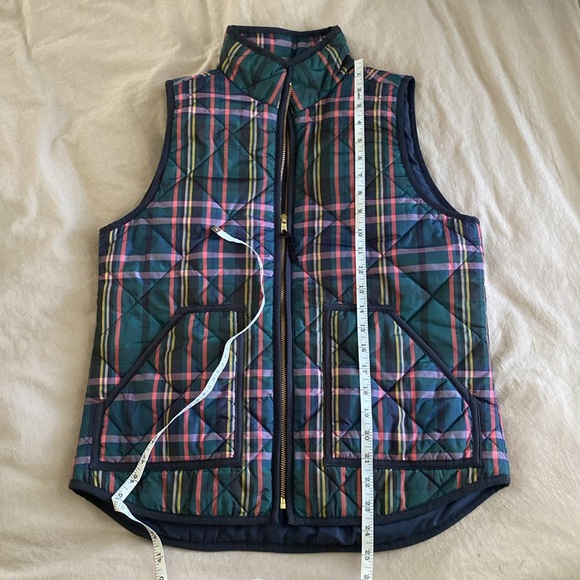 J. Crew Plaid Puffer Vest Size Small - Picture 5 of 5